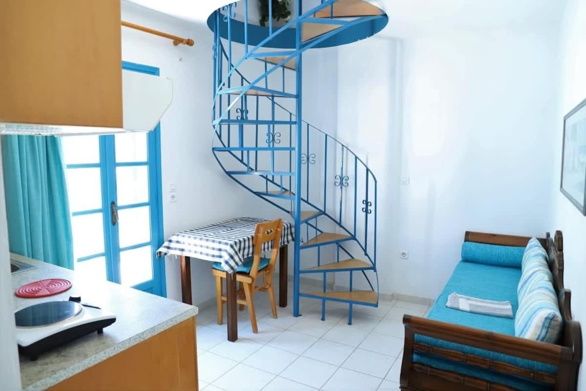 Santorini Seaside Retreat - Flora'S Summer Escape ペリッサ エクステリア 写真