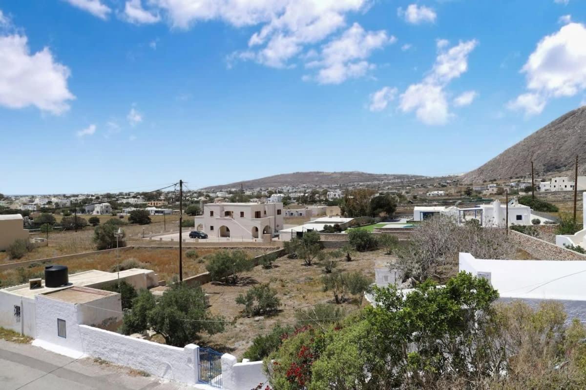 Santorini Seaside Retreat - Flora'S Summer Escape ペリッサ エクステリア 写真