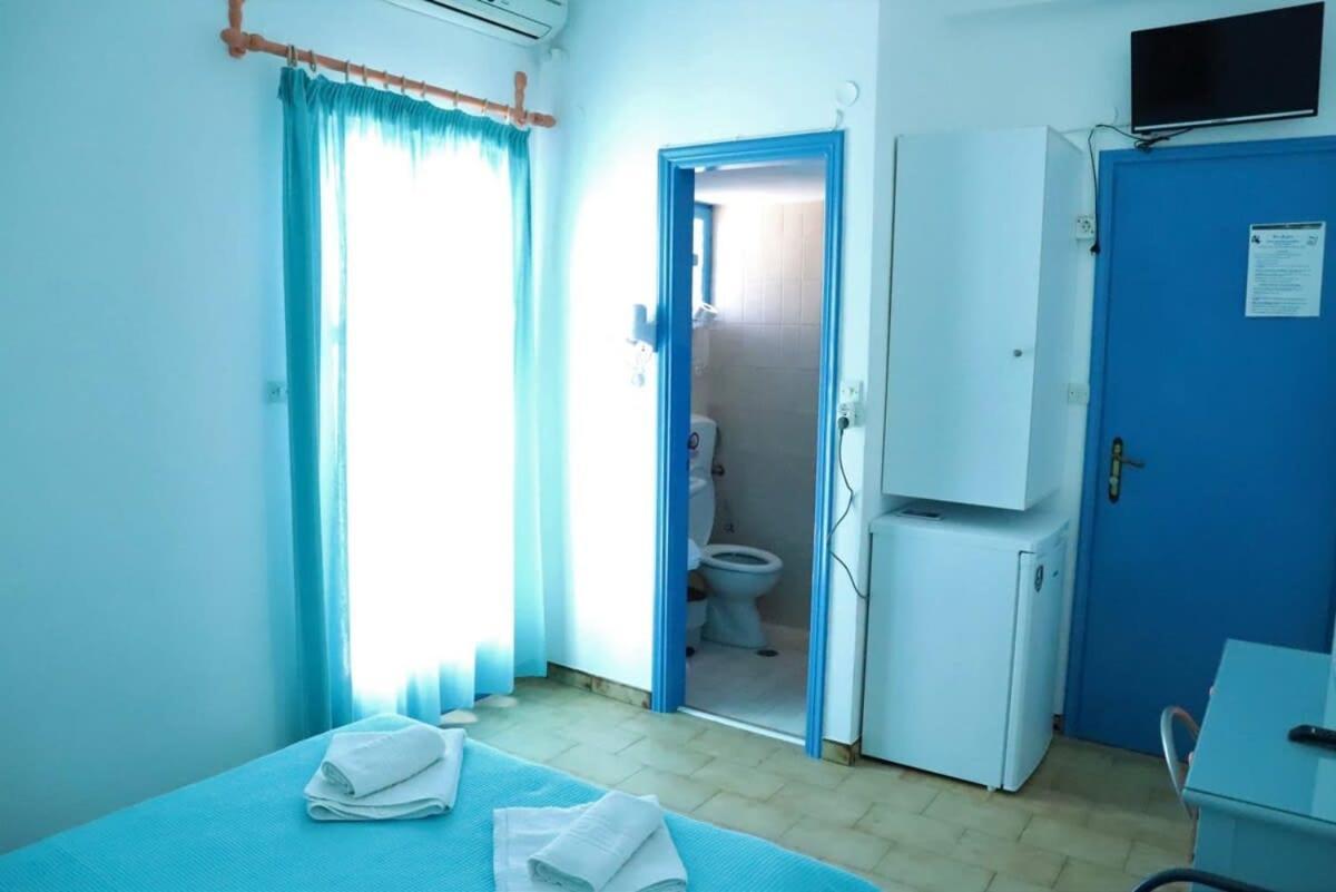 Santorini Seaside Retreat - Flora'S Summer Escape ペリッサ エクステリア 写真