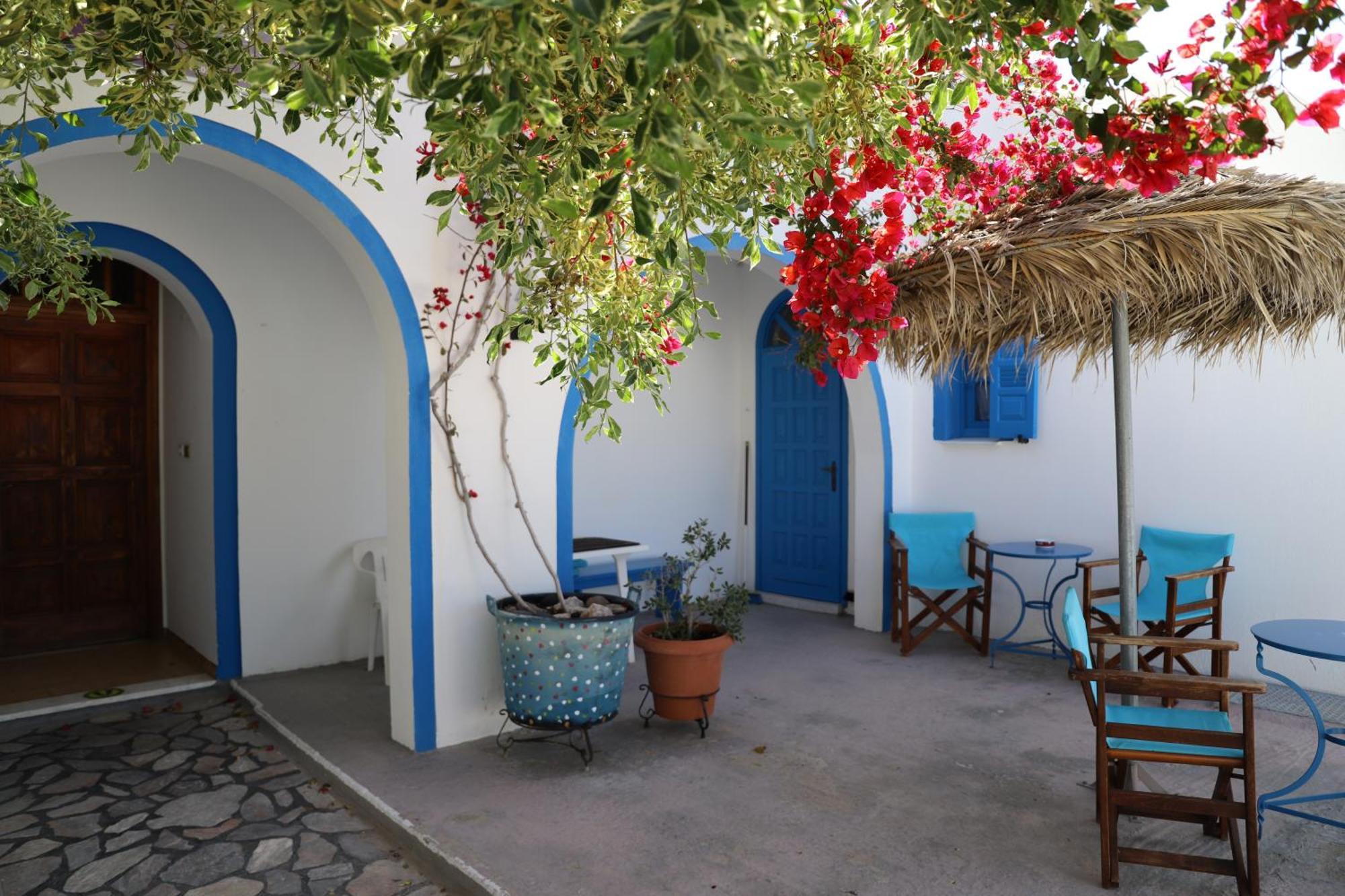 Santorini Seaside Retreat - Flora'S Summer Escape ペリッサ エクステリア 写真